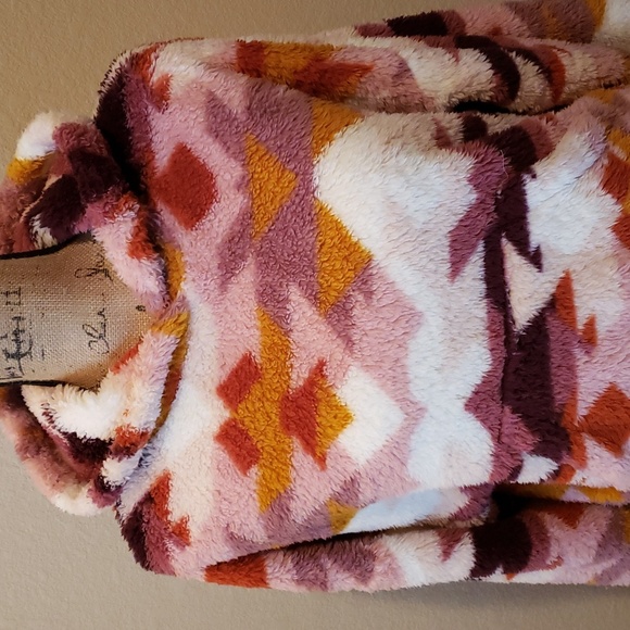 Aeropostale cropped hoodie - Picture 2 of 4